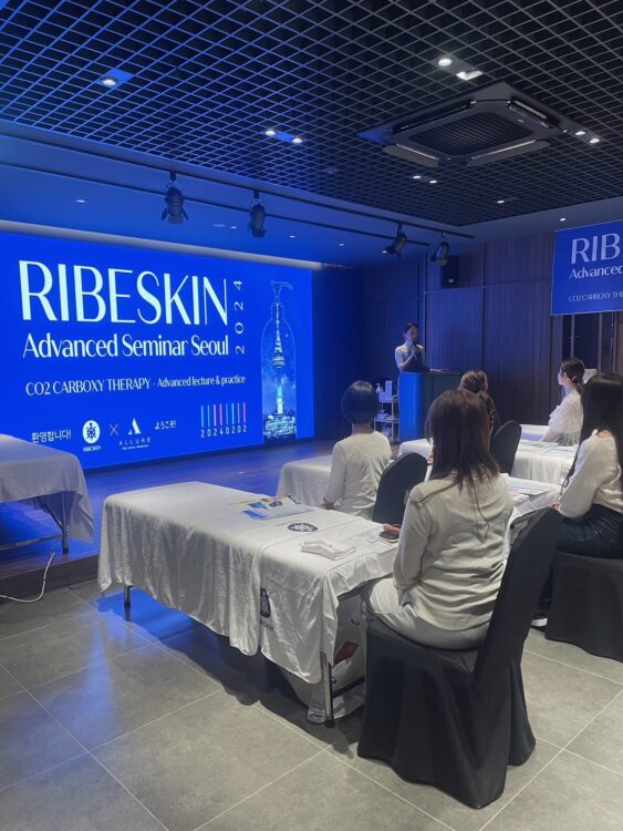 JM Biotech×ALLUREコラボライブのご案内